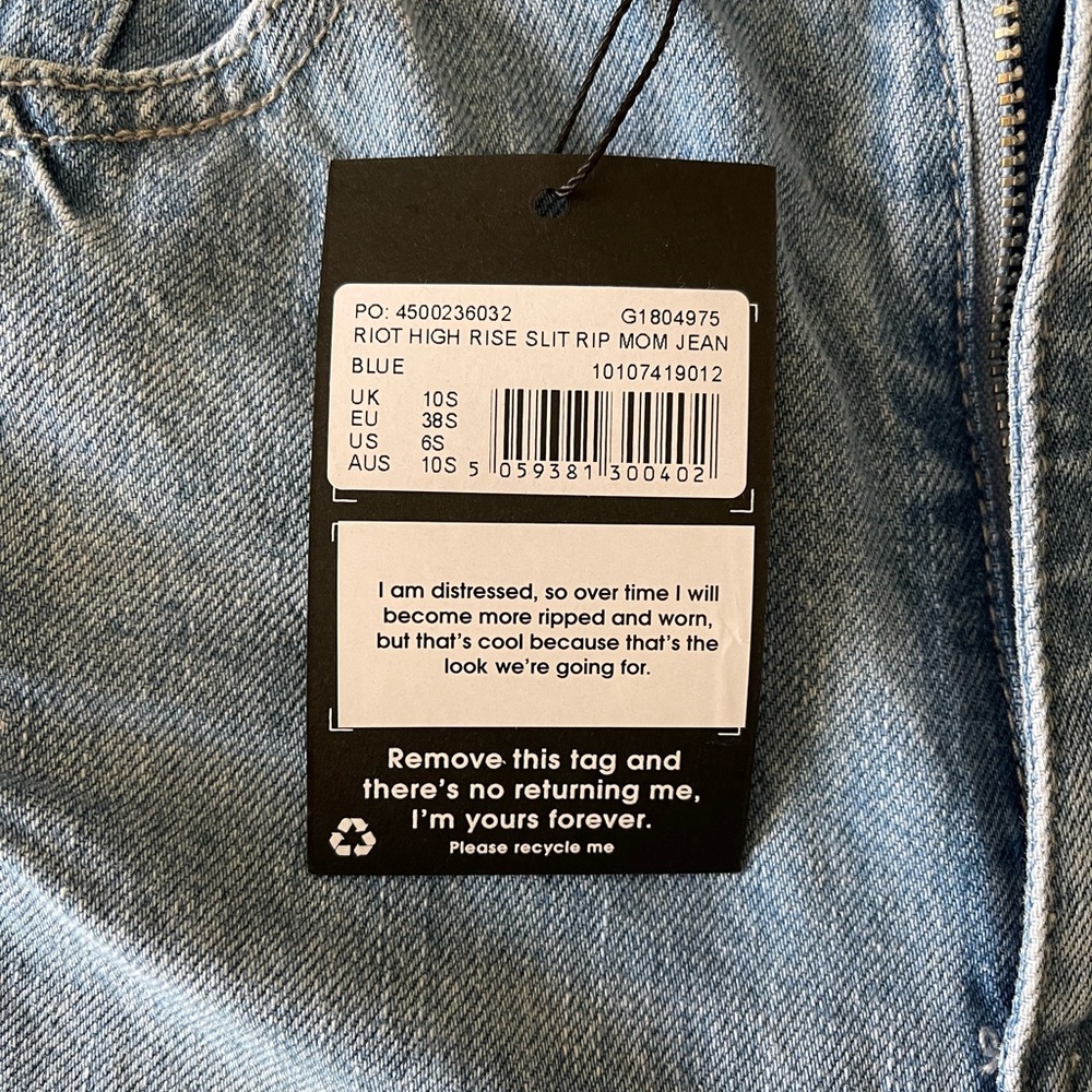 MISSGUIDED Riot High Rise Slot Rip Mom Jeans - Picture 6 of 8